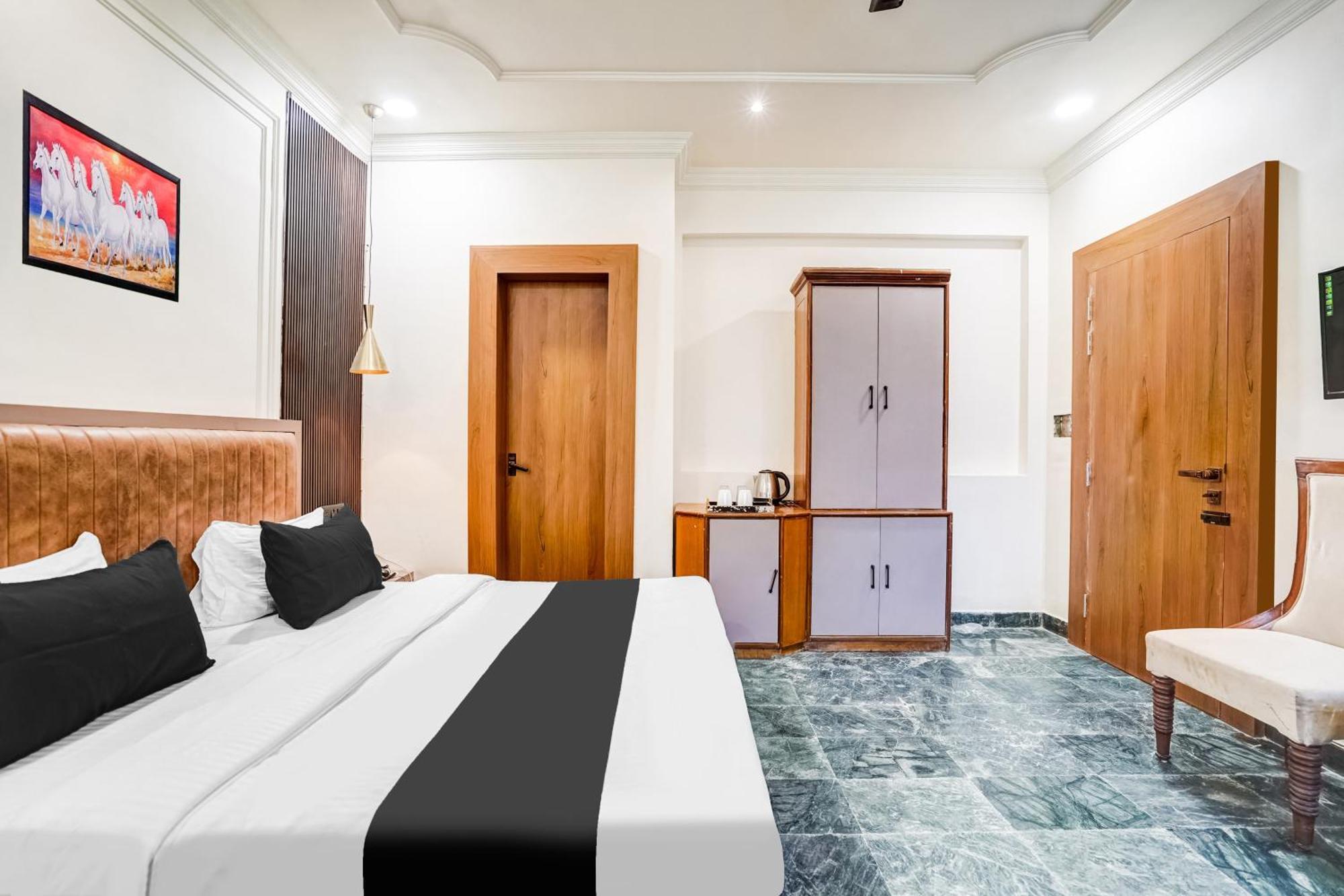 Super Collection O Ratan Lal Nagar Otel Kanpur Dış mekan fotoğraf
